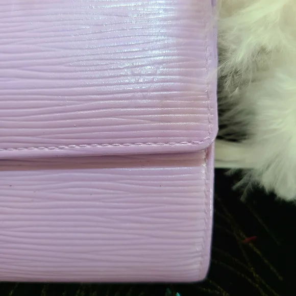 SOLD Louis Vuitton EPI long wallet/Clutch - Picture 2 of 13